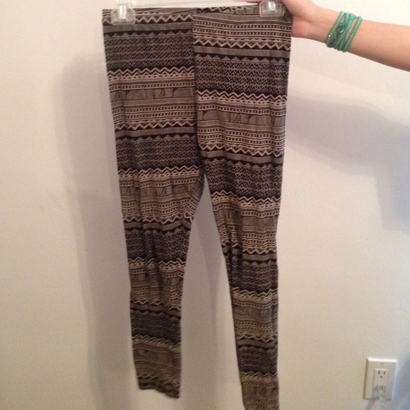 Urban Outfitters high waisted tribal print legging
