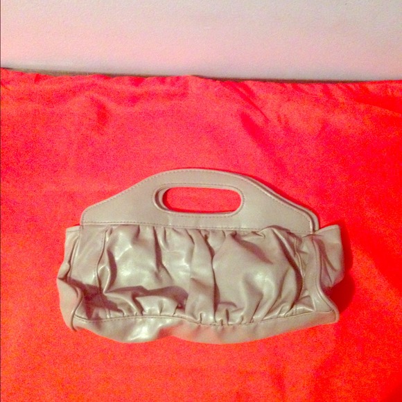 Flashy Grey clutch
