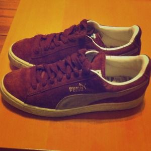 Puma sneakers // size 5