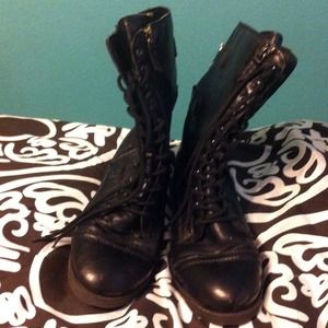 SIZE 10 black combat boots