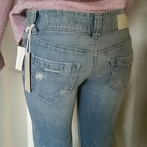 Kitson Boyfriend Distressed Jeans (PRICE FIRM) - Picture 4 of 4