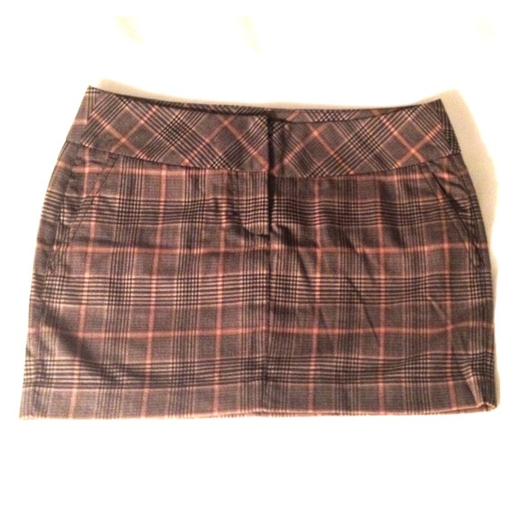 Black and Tan plaid mini - Picture 1 of 4