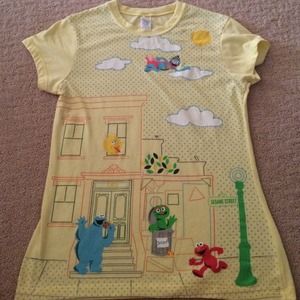 Mighty Fine XL Sesame Street tshirt
