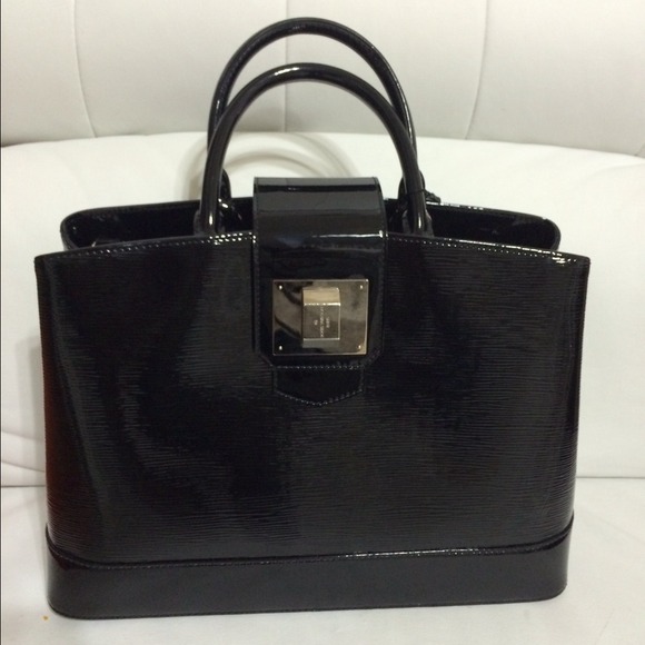 *Reduced* LV Mirabeau GM - Picture 2 of 2