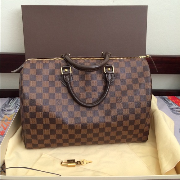 Sold👏Authentic Louis Vuitton speedy 35 in Damier - Picture 2 of 4