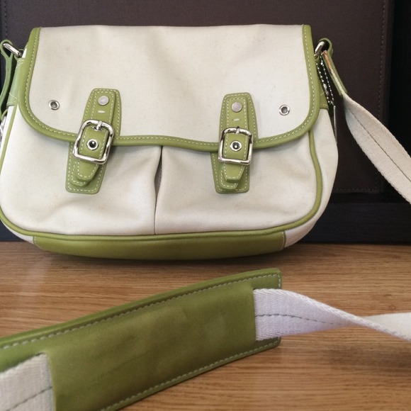 Authentic Coach Purse - Picture 2 of 4