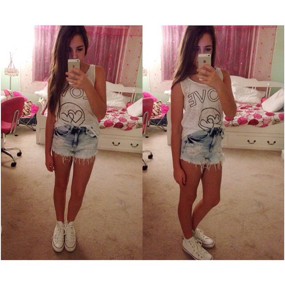 Forever 21 Tops - LOVE Muscle Tank