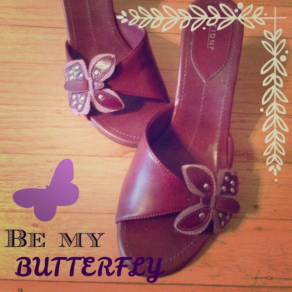 Fioni Shoes - Fioni Plum Wedges/Mules with Butterfly Detail