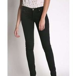 Black skinny ankle jeans