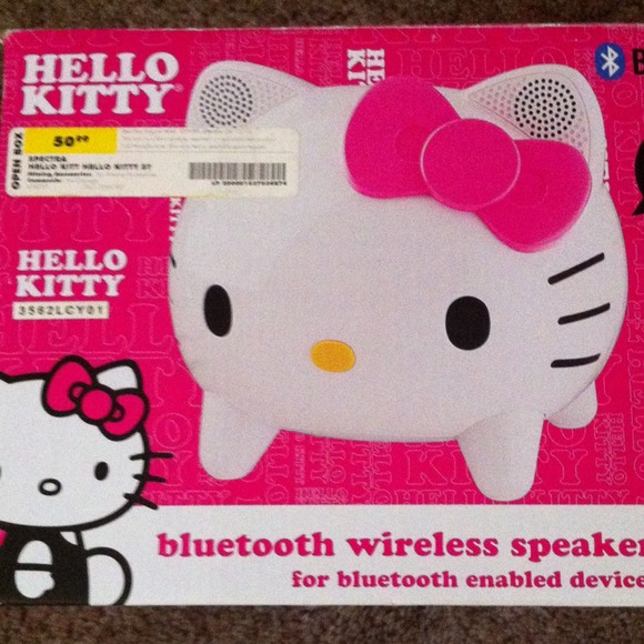 ❌SOLD❌ Hello Kitty Bluetooth speaker - Picture 3 of 4
