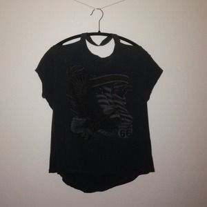 🌞Urban Outfitters Tee🌙