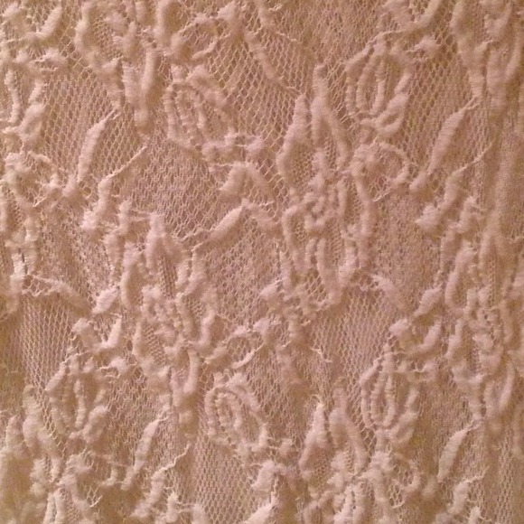 Lace Short Sleeve Top - Picture 3 of 4