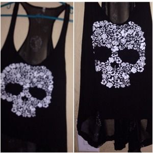 Black Skull Tank Top!!!
