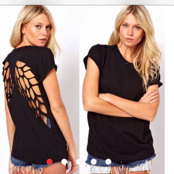 🆕Tshirt with angel wing cutout.