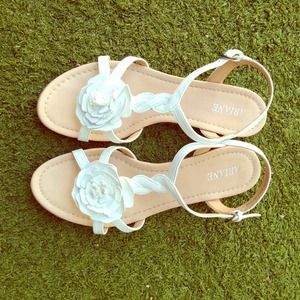 ROSE WHITE SANDALS