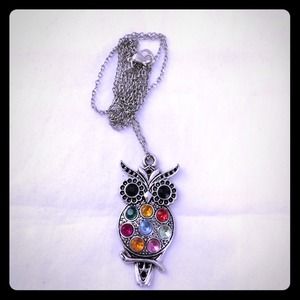 Long "BUHO" necklace