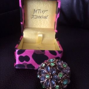 Betsey Johnson fashion ring