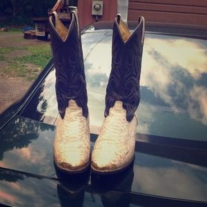 Snake skin cowboy boots men's size 12