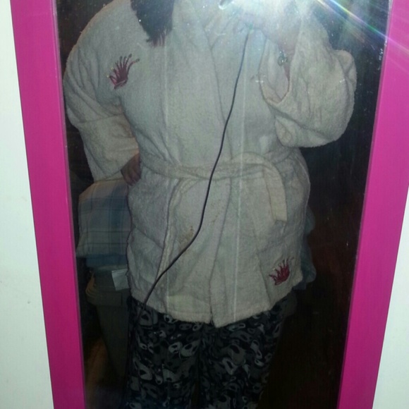 Princess robe - Picture 2 of 2
