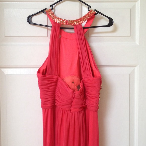 ❗️🆕❗️Xscape Embellished Cutout Halter Gown - Picture 2 of 4