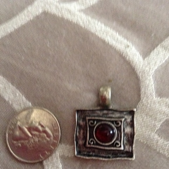 Pendant - Picture 4 of 4