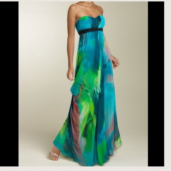 ON HOLD BCBG Maxi Dress! 〰〰Won't last long! - Picture 4 of 4