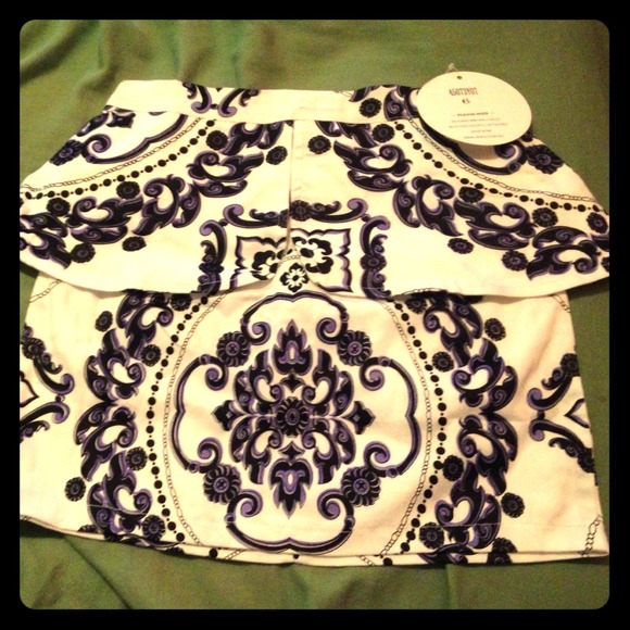Boutique pencil skirt new with tags