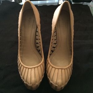 🚫SOLD🚫Leather BCBGeneration heels