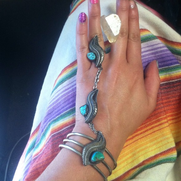 *SOLD*🌵Bohemian Silver & Turquoise Slave Bracelet - Picture 2 of 4