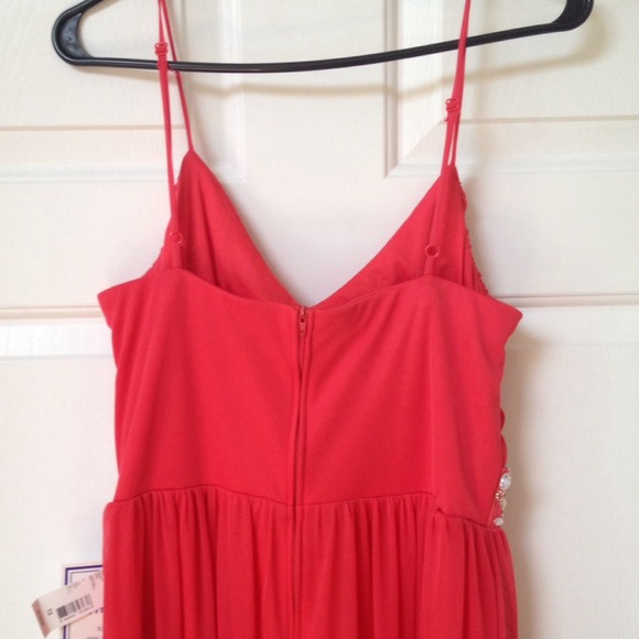 ❗️🆕❗️Coral Dress - Picture 2 of 3