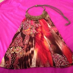 Very cute beaded neck tank ties around neck