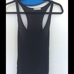 Essential black razorback