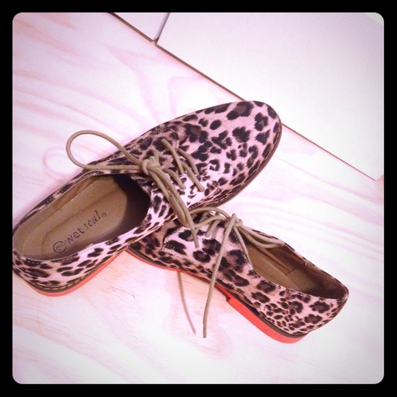 Cheetah Print Oxford Flats
