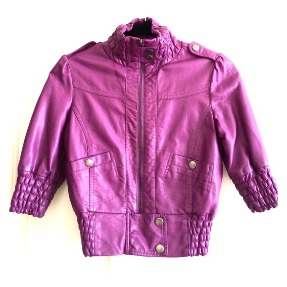 💞 2b Bebe Purple Faux Leather Half Sleeve Jacket!