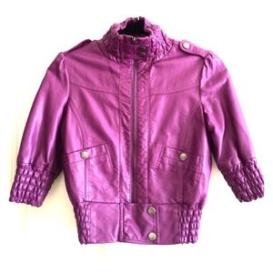 💞 2b Bebe Purple Faux Leather Half Sleeve Jacket!