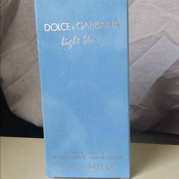 D&G Accessories - ✨Final sale✨My fave D&G light blue