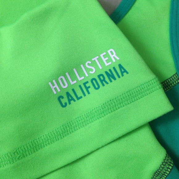 Hollister active tank - Picture 3 of 3