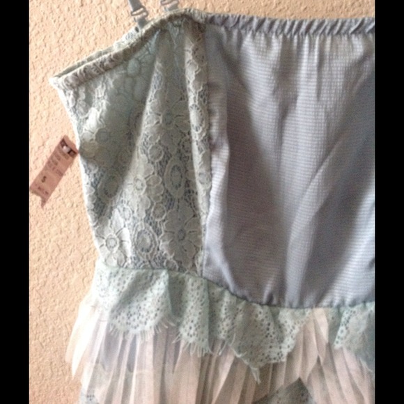 Bundled for @megcornett - Picture 3 of 4