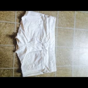 American Eagle white shorts