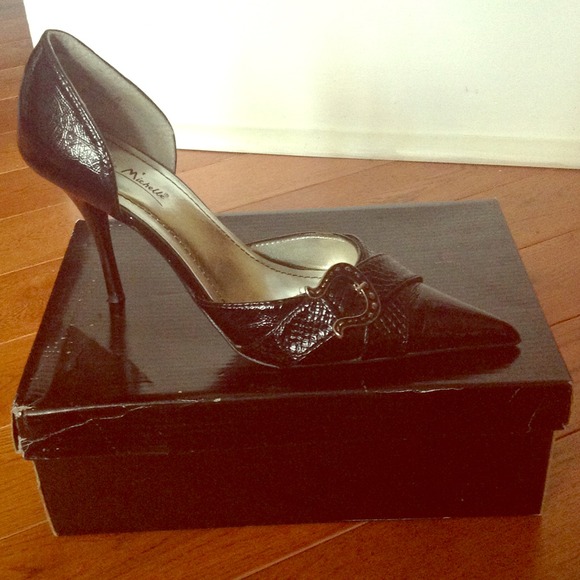 Anne Michelle Black Heels