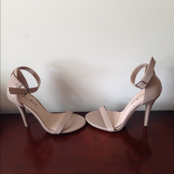 Shoes - Sold!!!!! Shoes - Sold!!!!!