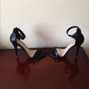 Shoes - Black sandals. Shoes - Black sandals.