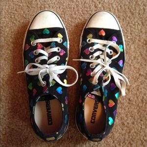 Rainbow hearts converse size 8