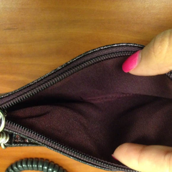 Express wristlet - Picture 2 of 2