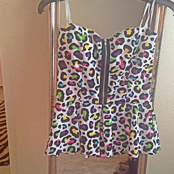 Strapless Peplum - Picture 1 of 2