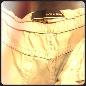 💢DONATED💢NWOT Rich & Skinny army green pants