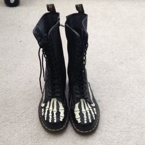 Skeleton glow in the dark Dr. Martens