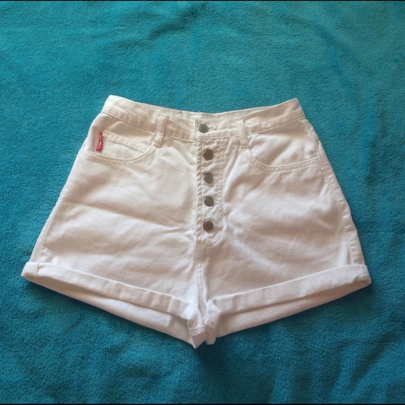 White High Waist Bongo shorts.