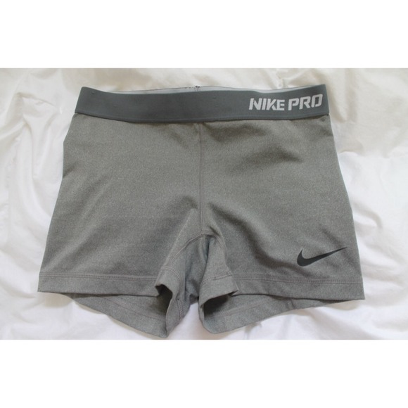 Nike Pro