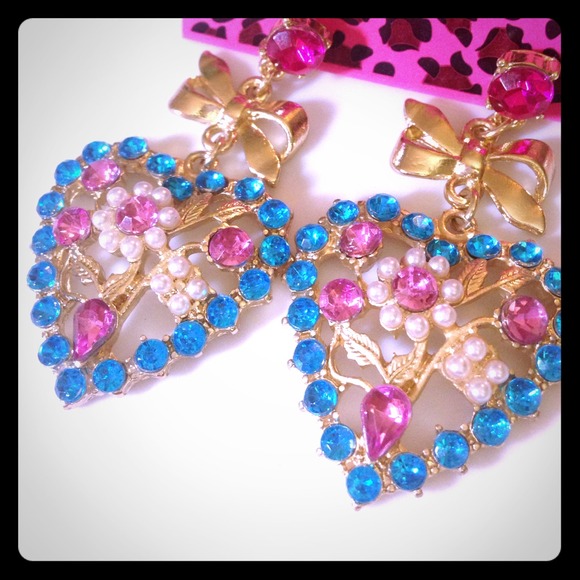 Enchanted Heart Earrings